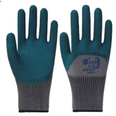 Перчатки нейлоновые с рифленым покрытием зеленые В09