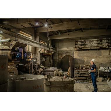 Кольцо стеновое КС 15.9, 1100 кг (с готов. отверситем 160мм)