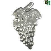 Ковка Виноград штампованный, 135х80х2мм ОДНА сторона. R5116